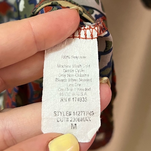 ⚫️ BOGO Renee C Floral Patterned Colourful Bohemian Blouse Size Medium - Picture 5 of 7